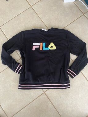 Fila Black Crewneck Sweatshirt with Pastel Logo (Retro)